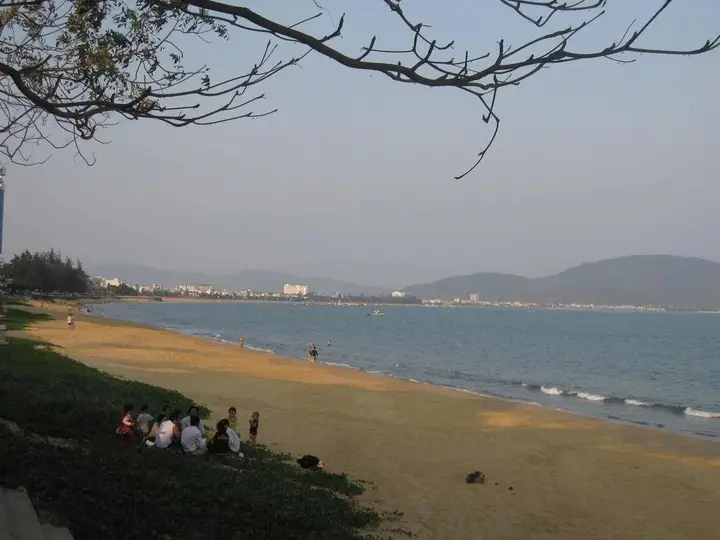 Куинён: Nh Nghi Thu Ha