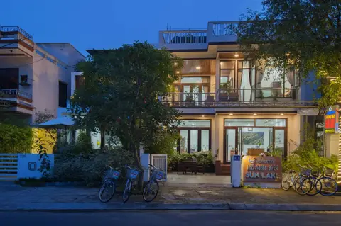 Hoi An SunLake Villa — фото 1
