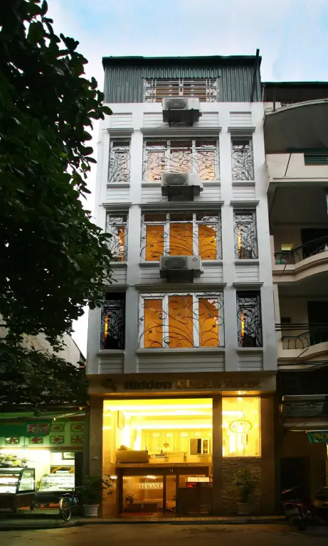 Ritz Boutique Hotel — фото 1