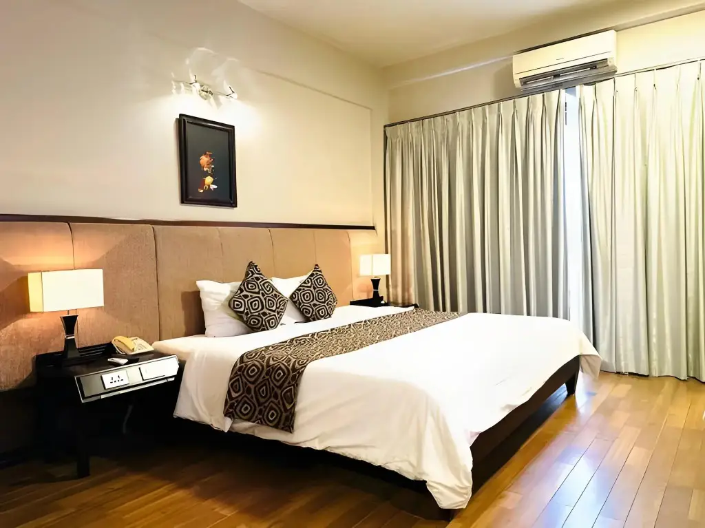 Хюэ: Asia Hotel Hue