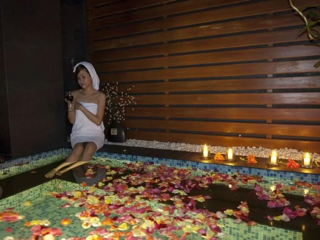 Хюэ: Asia Hotel Hue
