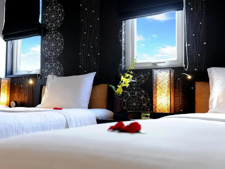 Хюэ: Orchid Hotel