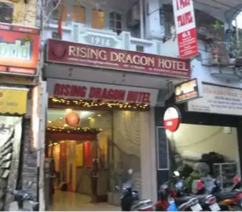 Rising Dragon Estate Hotel — фото 1