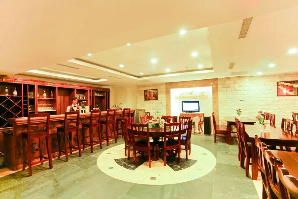 Дуонг-Лам: Eden Hotel Hanoi