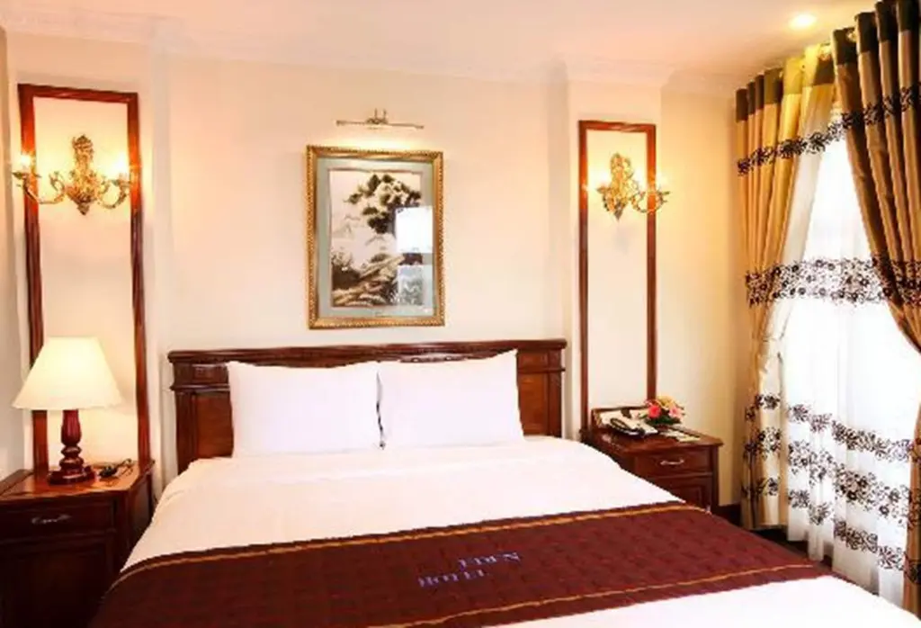 Дуонг-Лам: Eden Hotel Hanoi