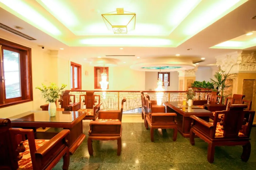 Дуонг-Лам: Eden Hotel Hanoi