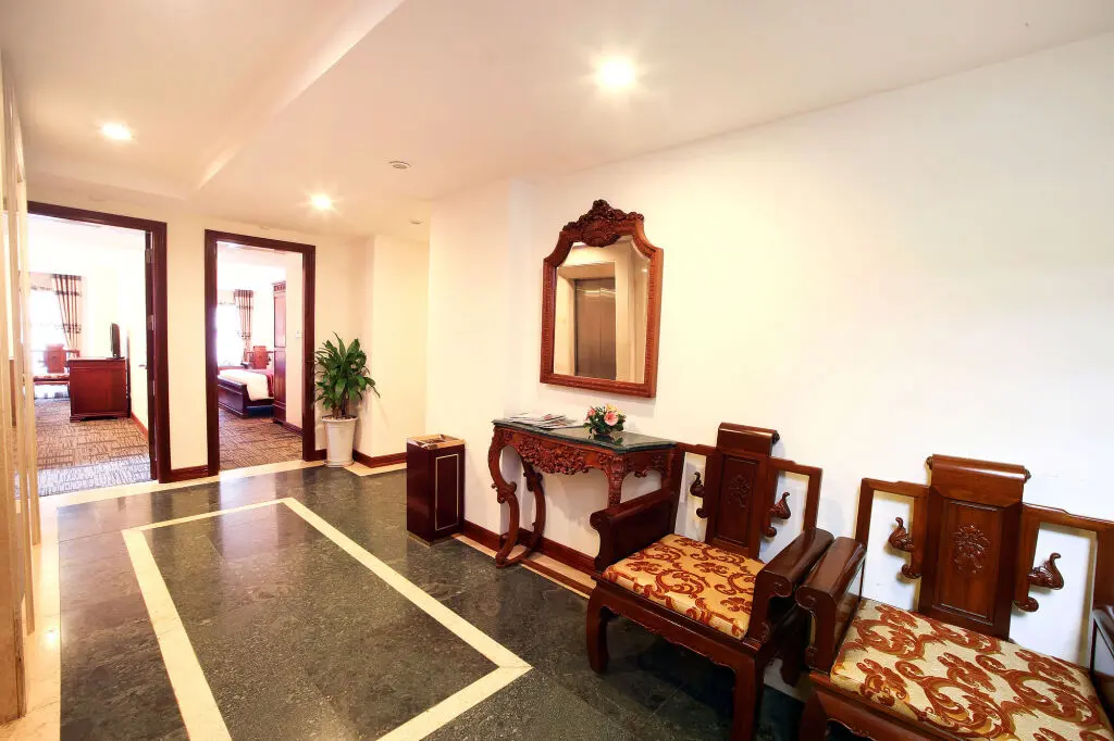 Дуонг-Лам: Eden Hotel Hanoi