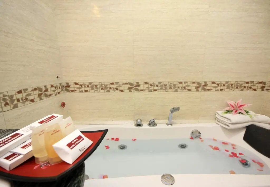 Ханой: Romantique Hotel De Hanoi