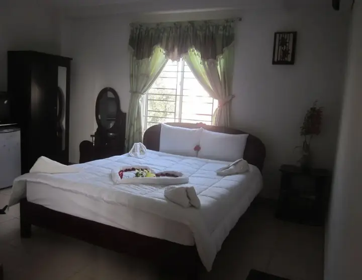 Хюэ: Valentine Hotel