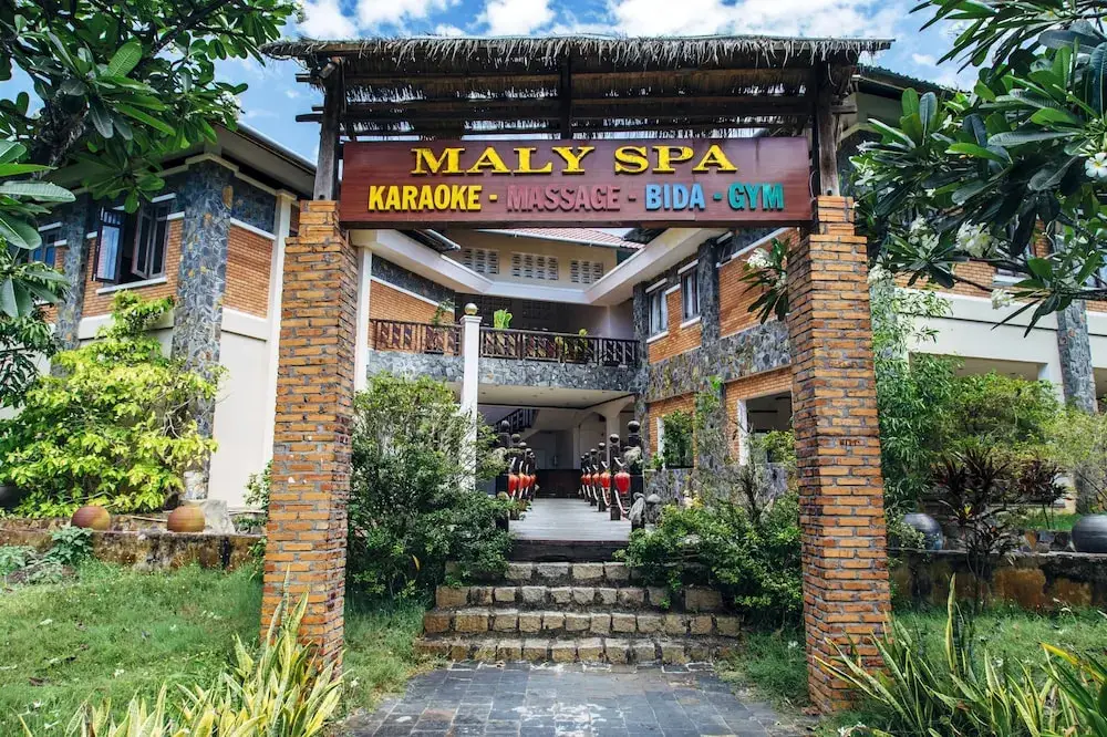 Lazi Beach Resort — фото 1