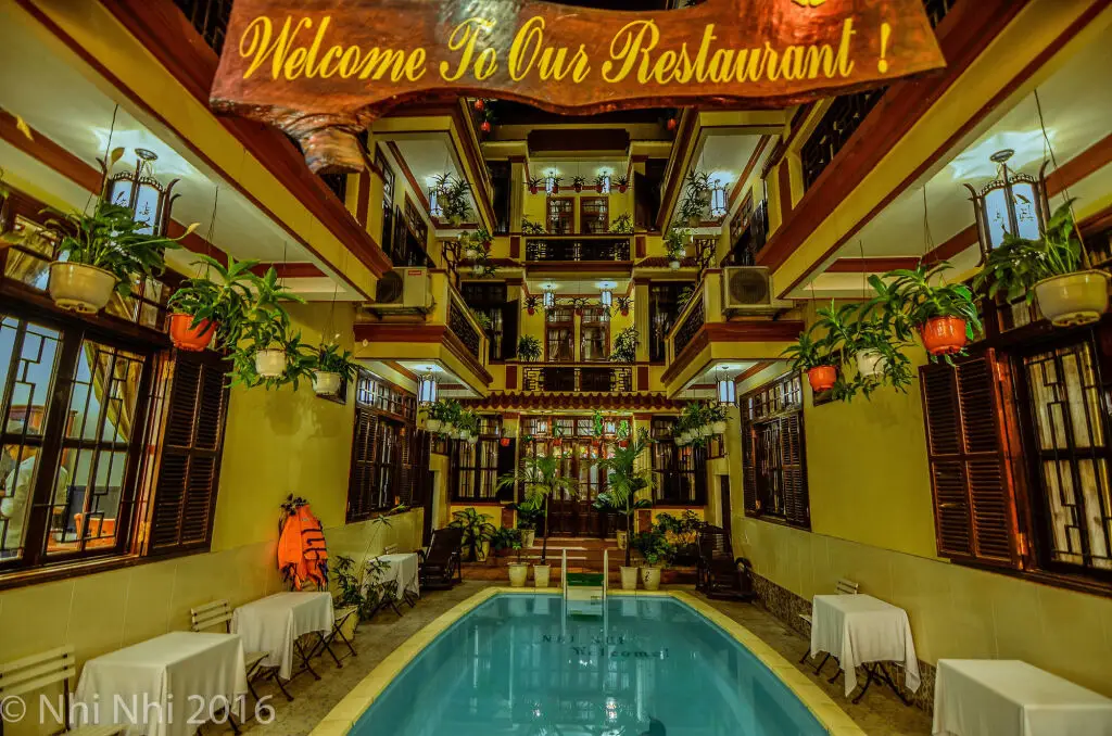 Хойан: Nhi Nhi Hotel