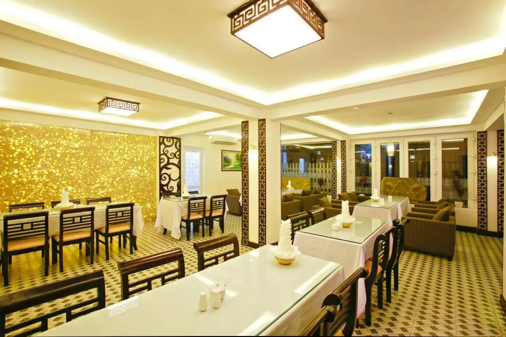 Хюэ: Hue Serene Shining Hotel & Spa