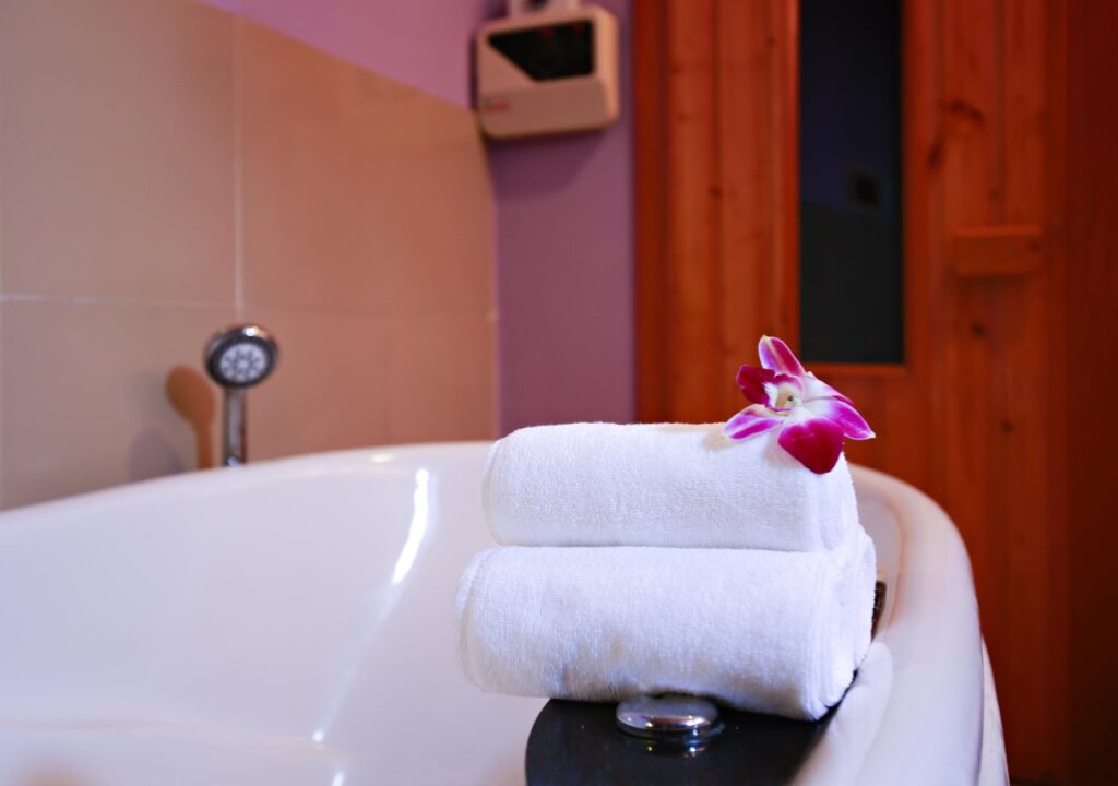 Хюэ: Hue Serene Shining Hotel & Spa