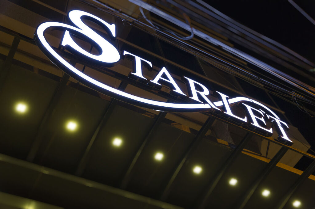 Starlet Hotel — фото 1
