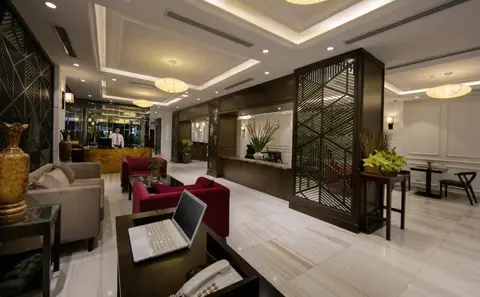 Quoc Hoa Premier Hotel and Spa — фото 1