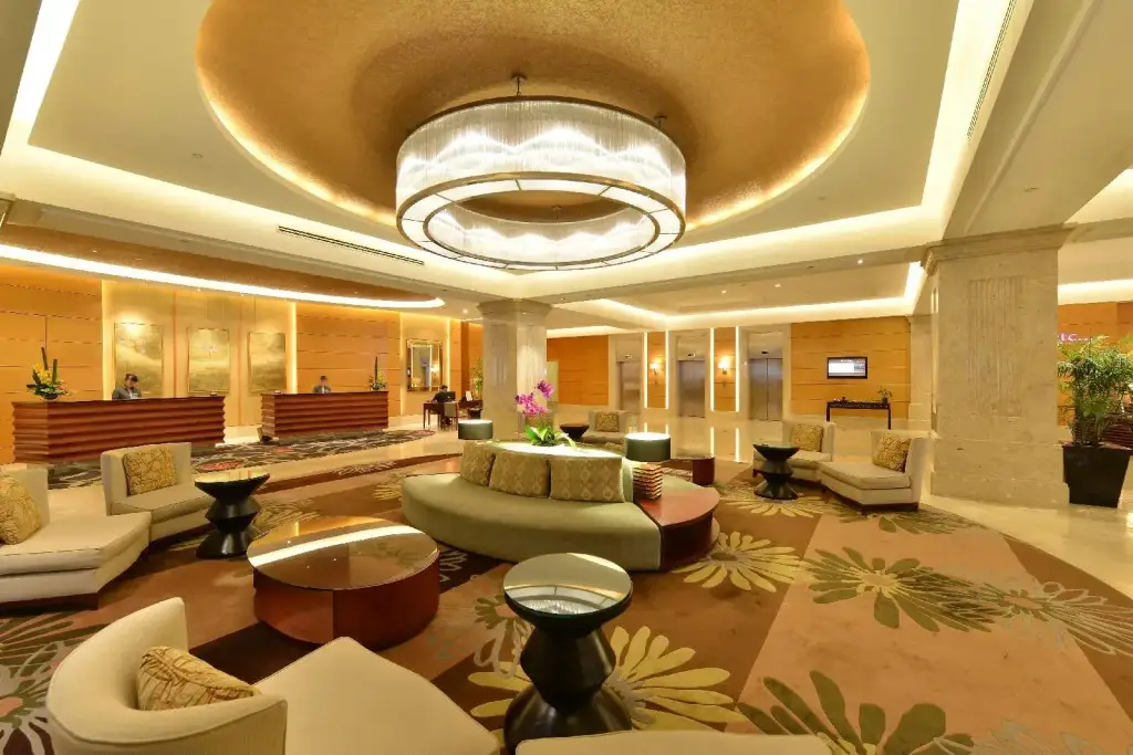 Хошимин: Equatorial Ho Chi Minh City