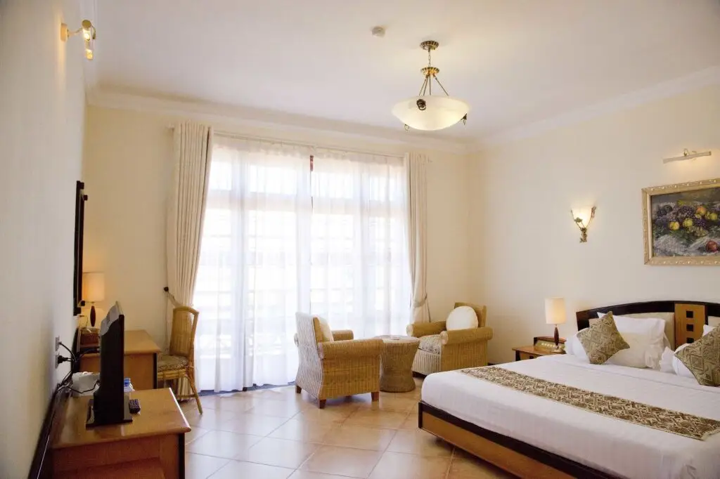 Халонг: Tuan Chau Resort Ha Long