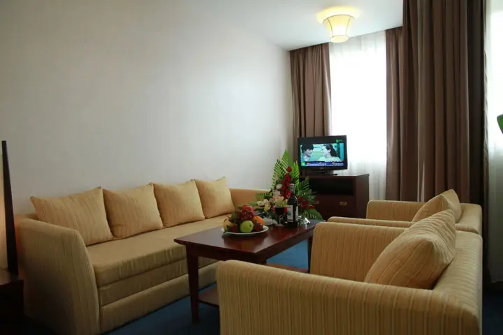 Буонматхуот: Dakruco Hotel