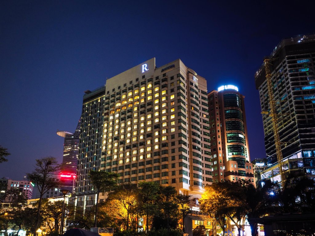 Renaissance Riverside Hotel Saigon — фото 1