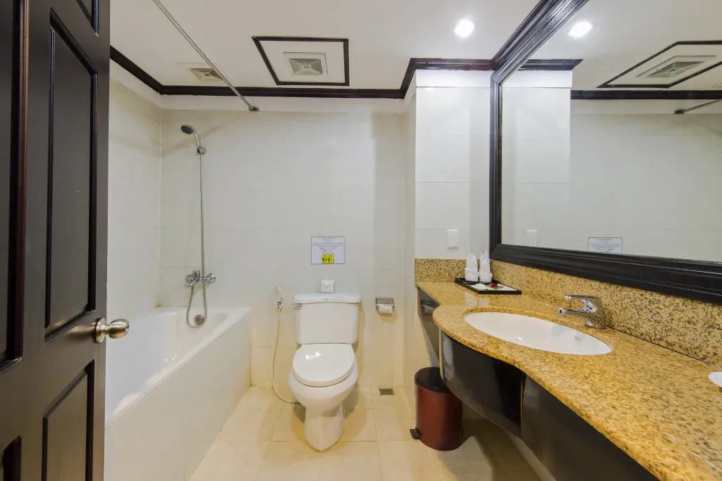 Хойан: River Beach Resort and Residences