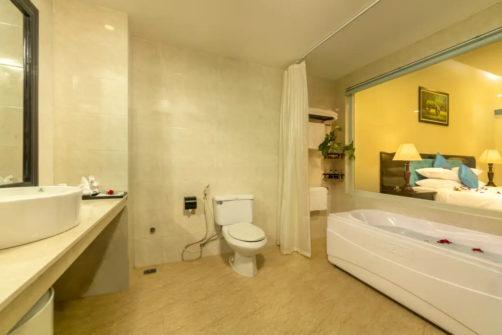 Хойан: River Beach Resort and Residences