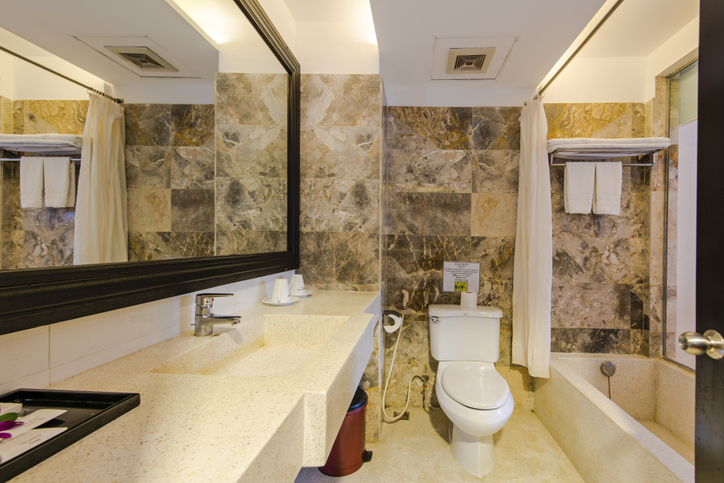 Хойан: River Beach Resort and Residences