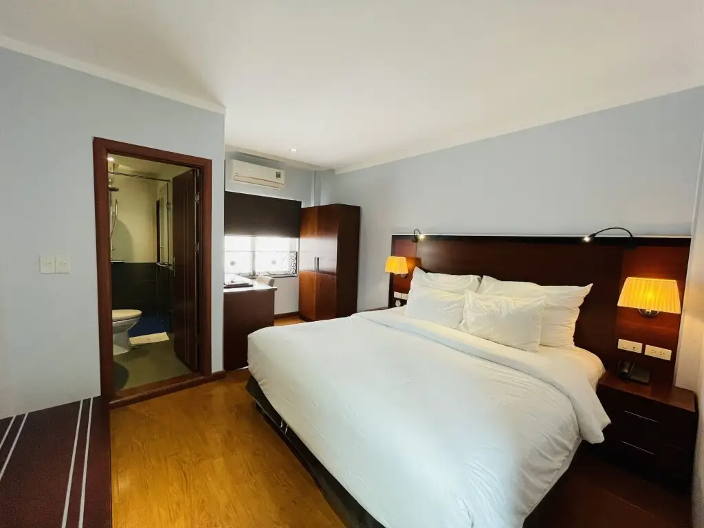 Ниньбинь: The Vancouver Hotel Ninh Binh