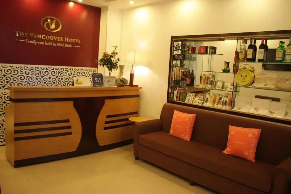 Ниньбинь: The Vancouver Hotel Ninh Binh