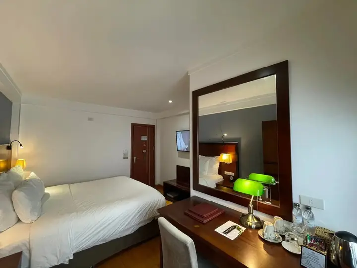 Ниньбинь: The Vancouver Hotel Ninh Binh