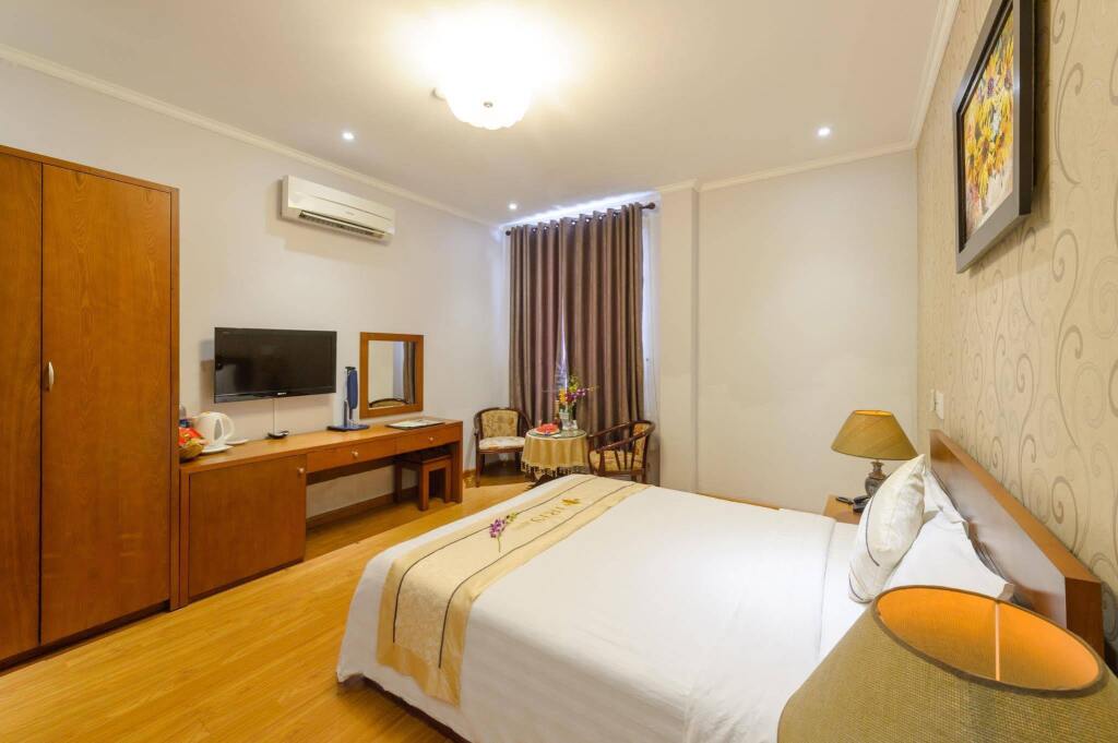 Iris Hotel Danang — фото 1