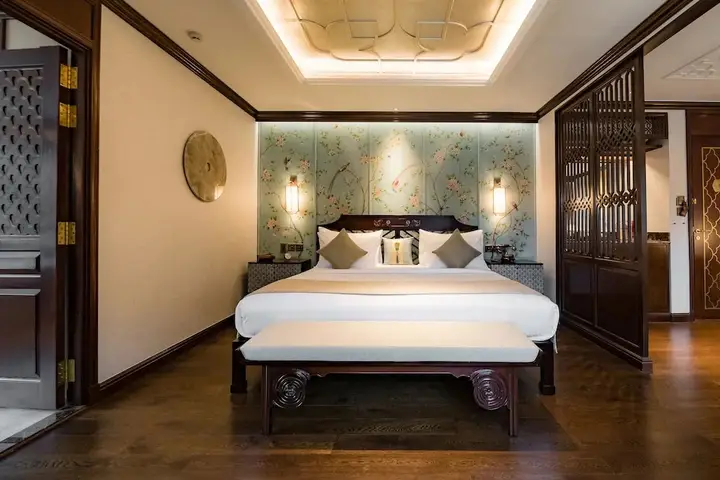 Халонг: Heritage Line Ginger Cruise – Ha Long Bay & Lan Ha Bay