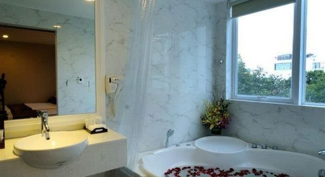 Хошимин: May Flower Hotel