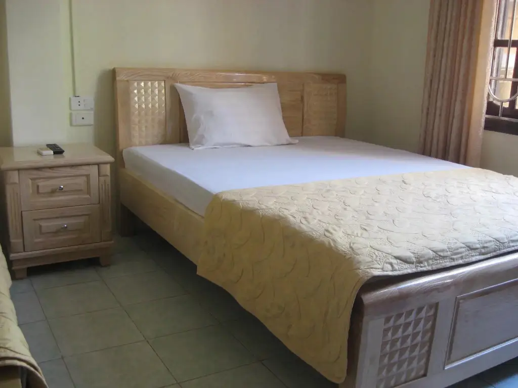 Халонг: Ho Tay Hotel