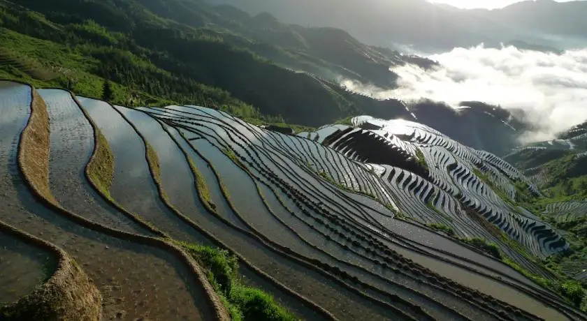 Шапа: Hmong Mountain Retreat
