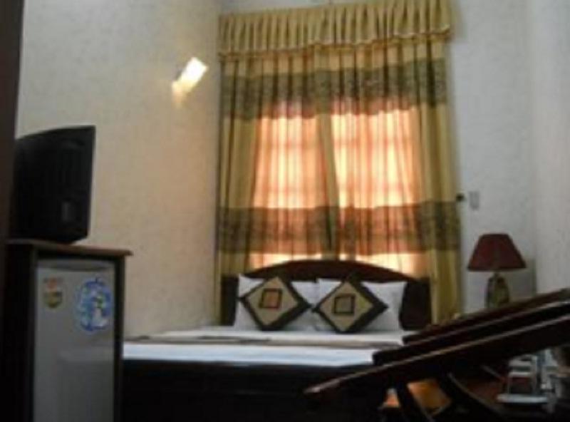 Ханой: Phu Nhuan Hotel 5