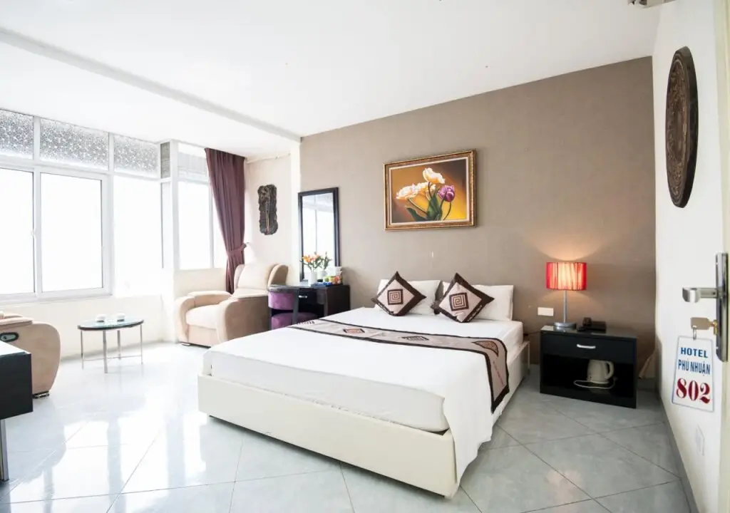 Phu Nhuan Hotel — фото 1