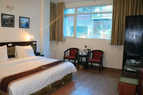 Huong Giang Hotel — фото 1