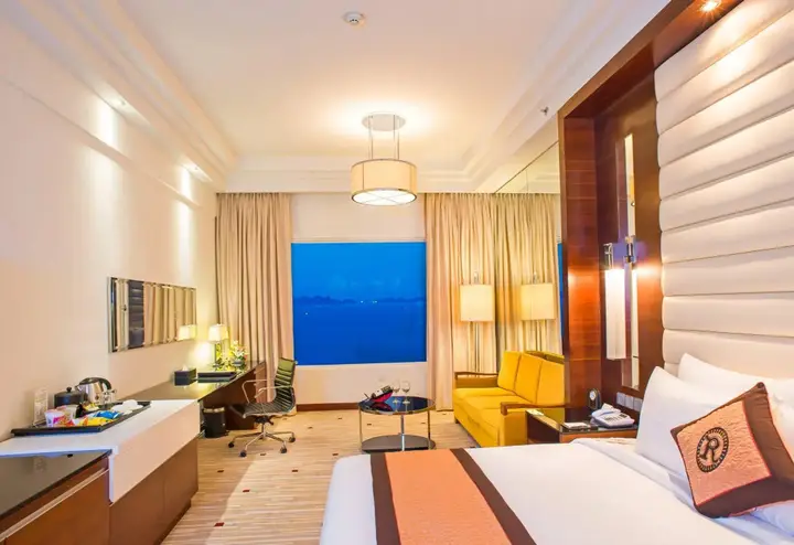 Халонг: Royal Halong Hotel