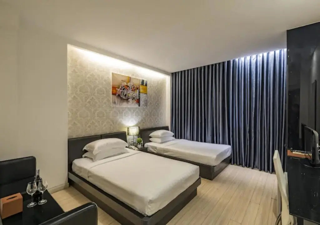 Хошимин: The One Premium Hotel