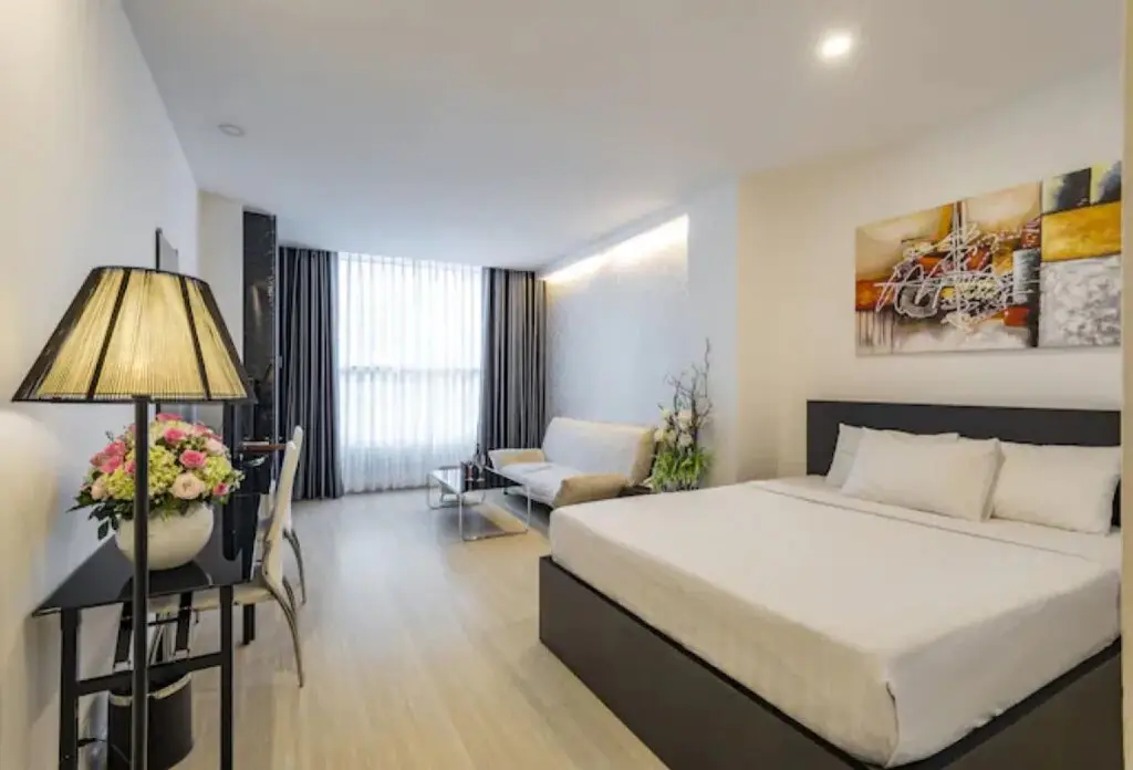 Хошимин: The One Premium Hotel