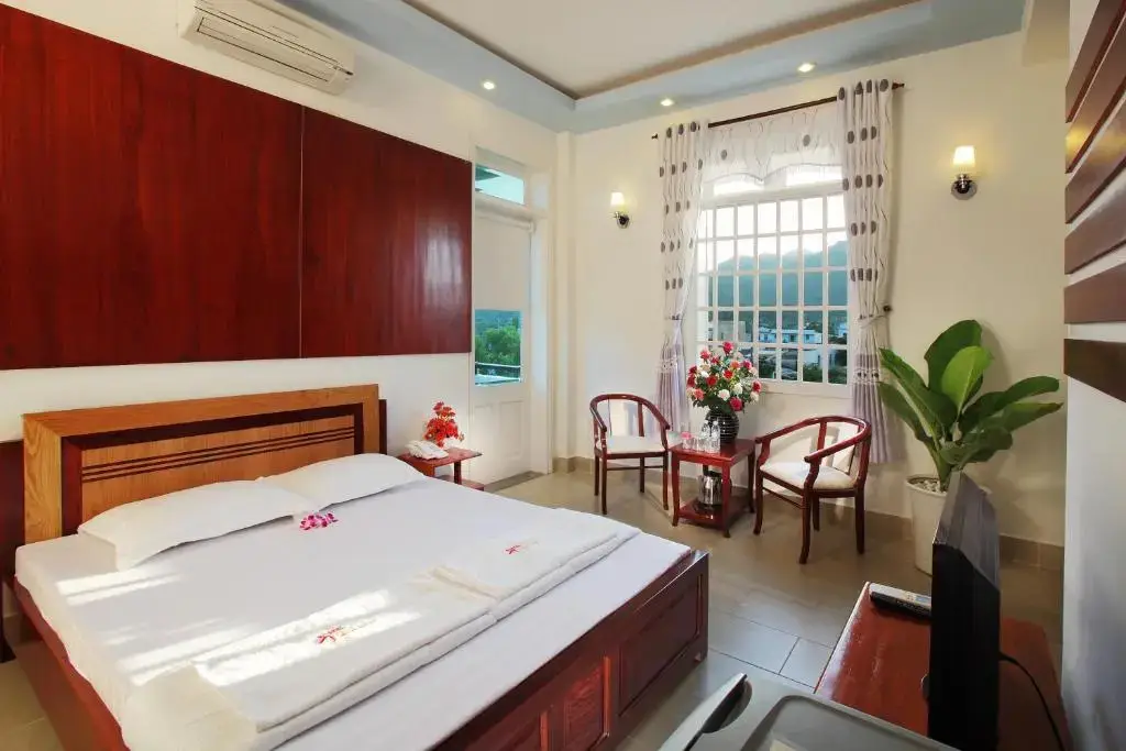 Лонг Диен: Gold Stars Hotel