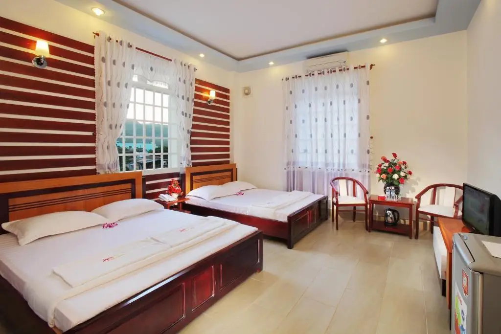Лонг Диен: Gold Stars Hotel