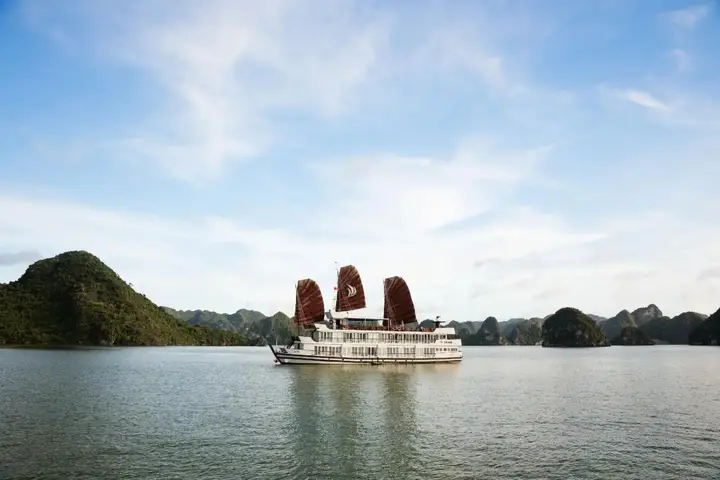 Халонг: Image Halong Cruise