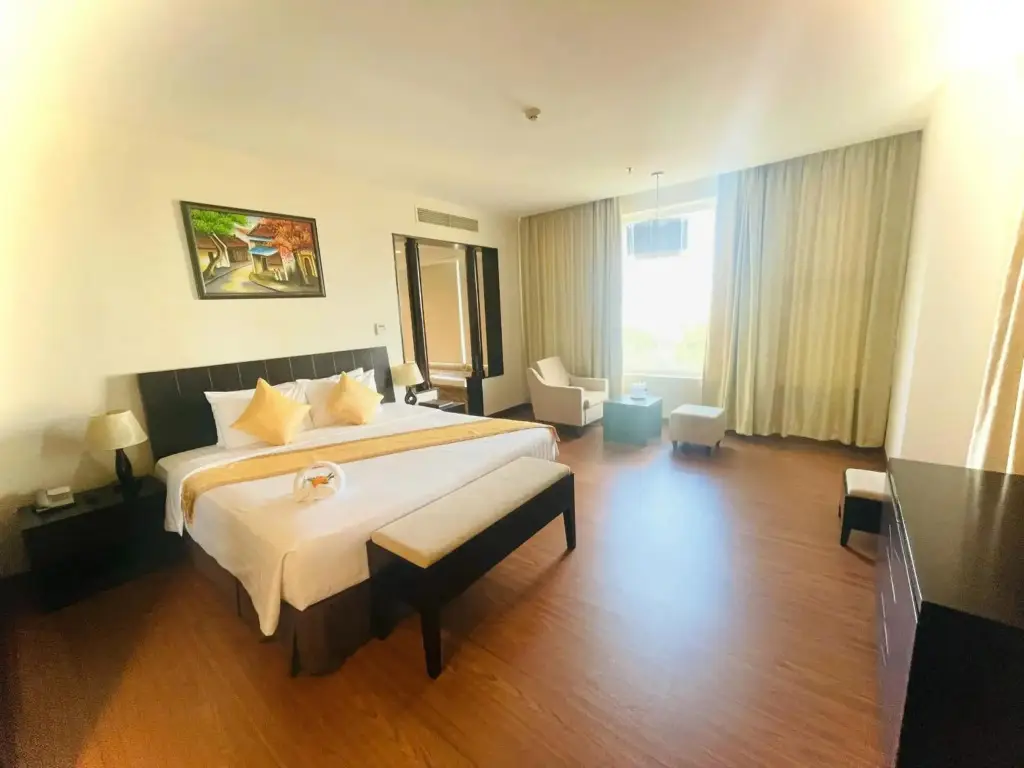 Буонматхуот: Saigon Ban Me Hotel