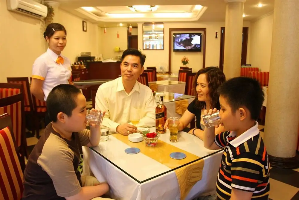 Ханой: Santa Hanoi