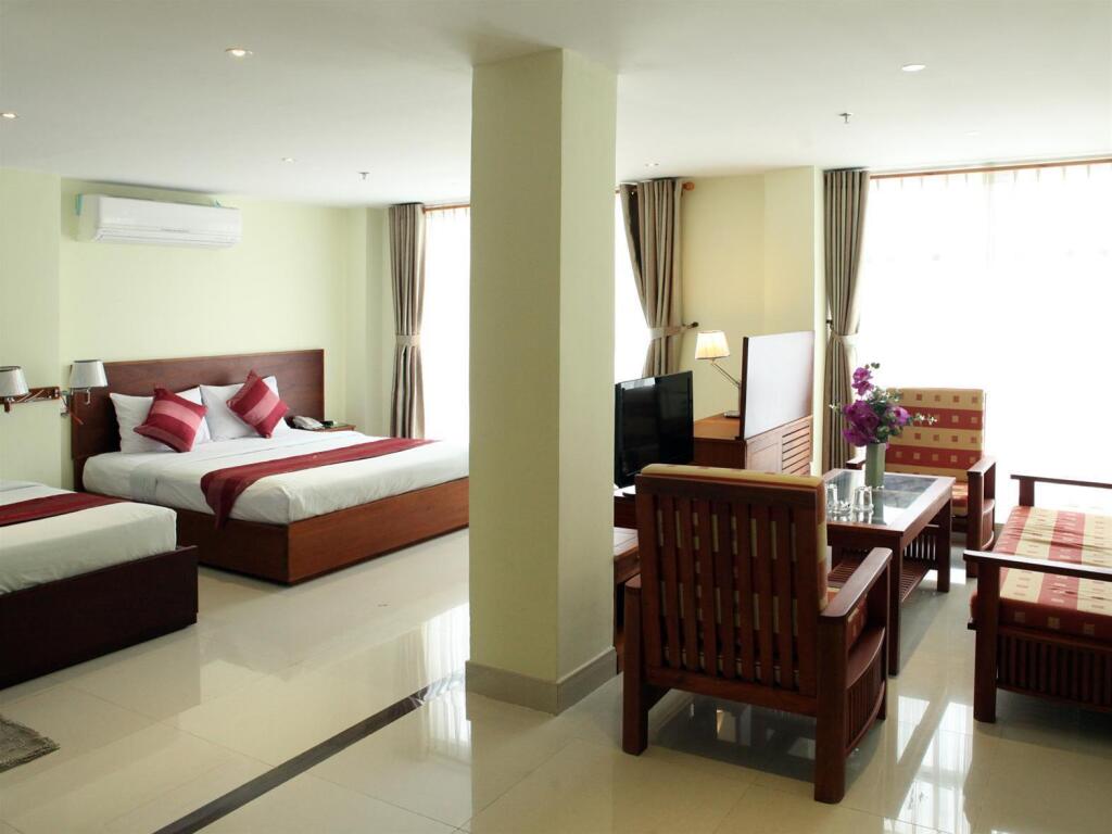 Thanh Long Tan Hotel — фото 1