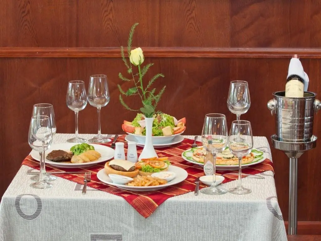 Остров Там-Хай: DLGL - Dung Quat Hotel