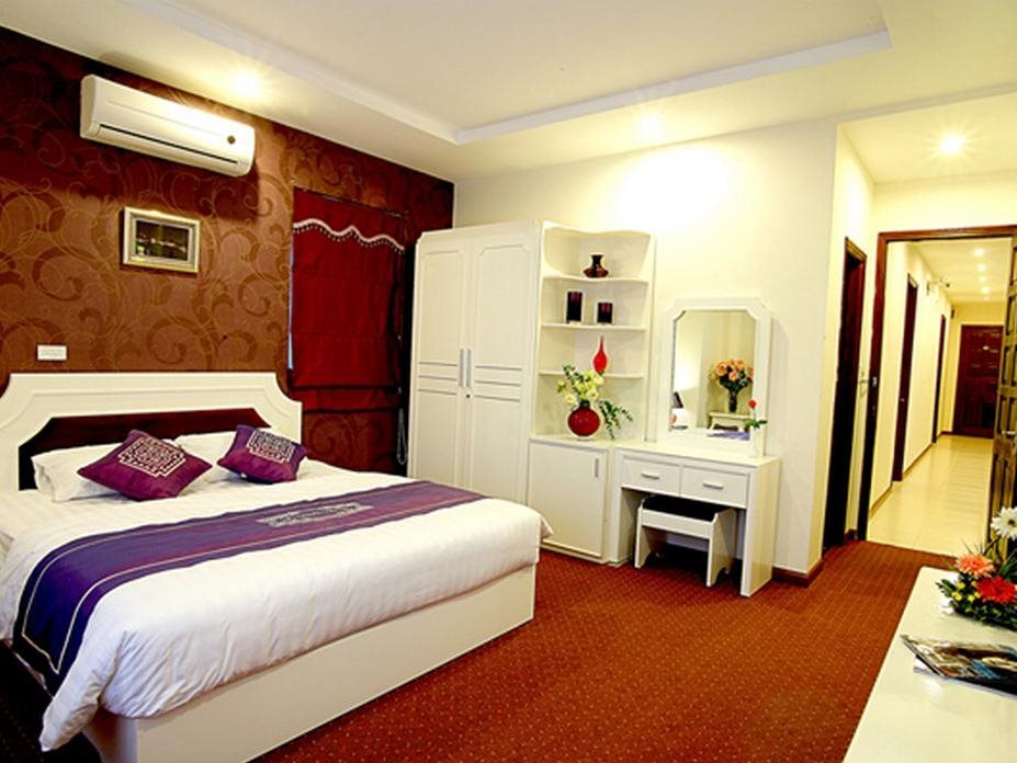 Lavish Centre Hotel — фото 1