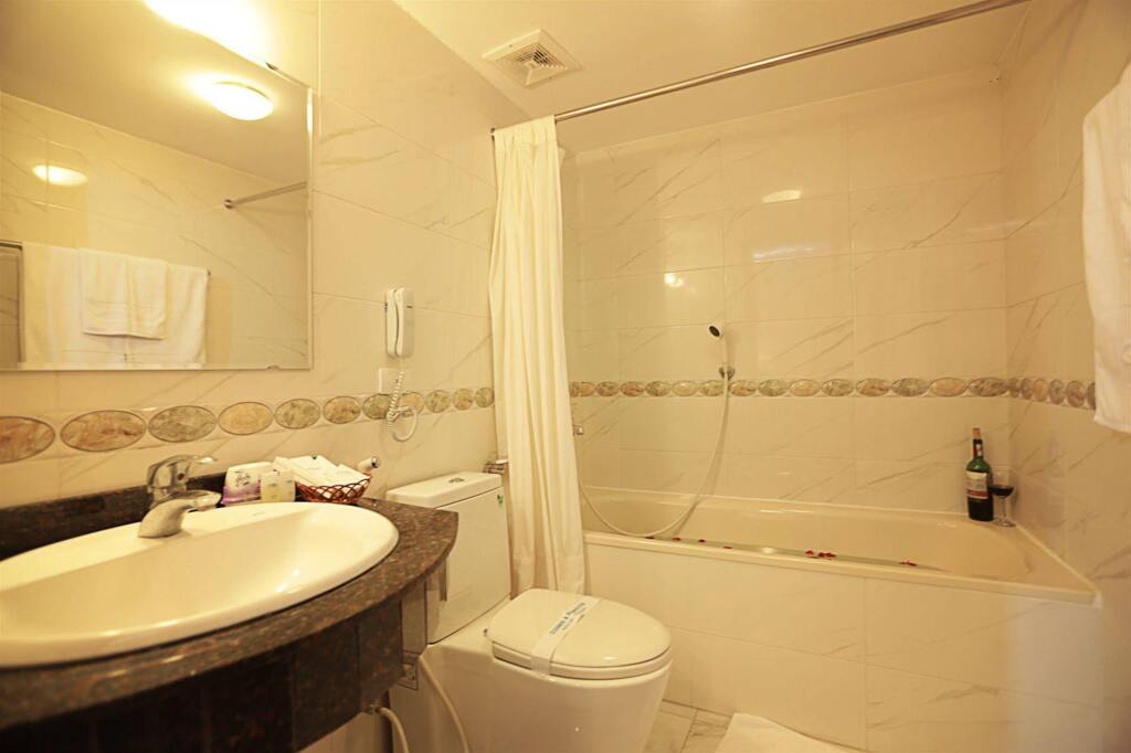 Ханой: Moon View Hotel