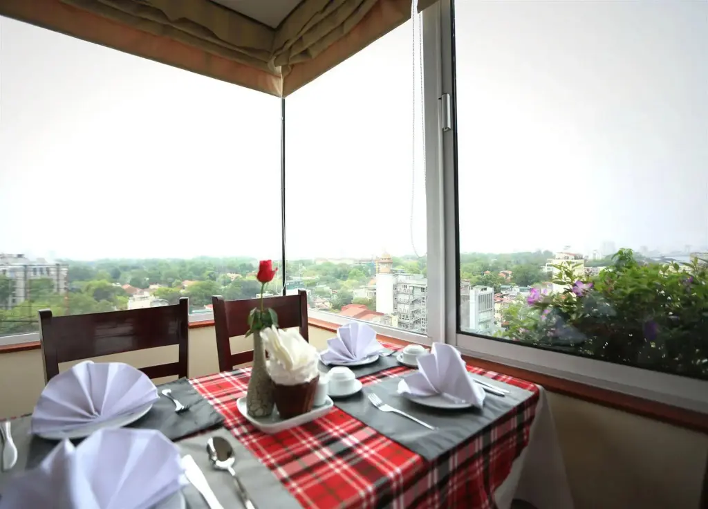 Ханой: Moon View Hotel